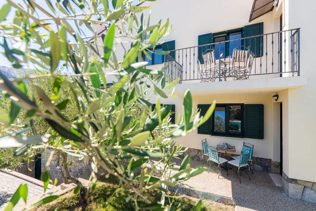 Apartments Garden باشْكا المظهر الخارجي الصورة